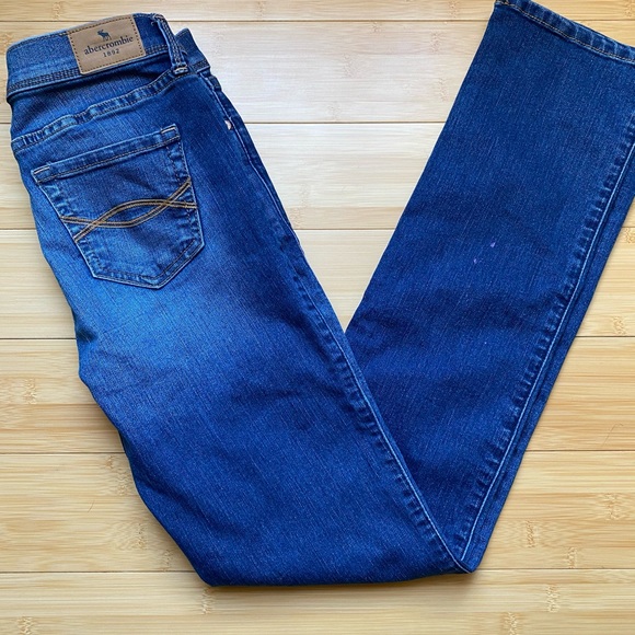 Abercrombie Kids Jeans - Picture 3 of 4